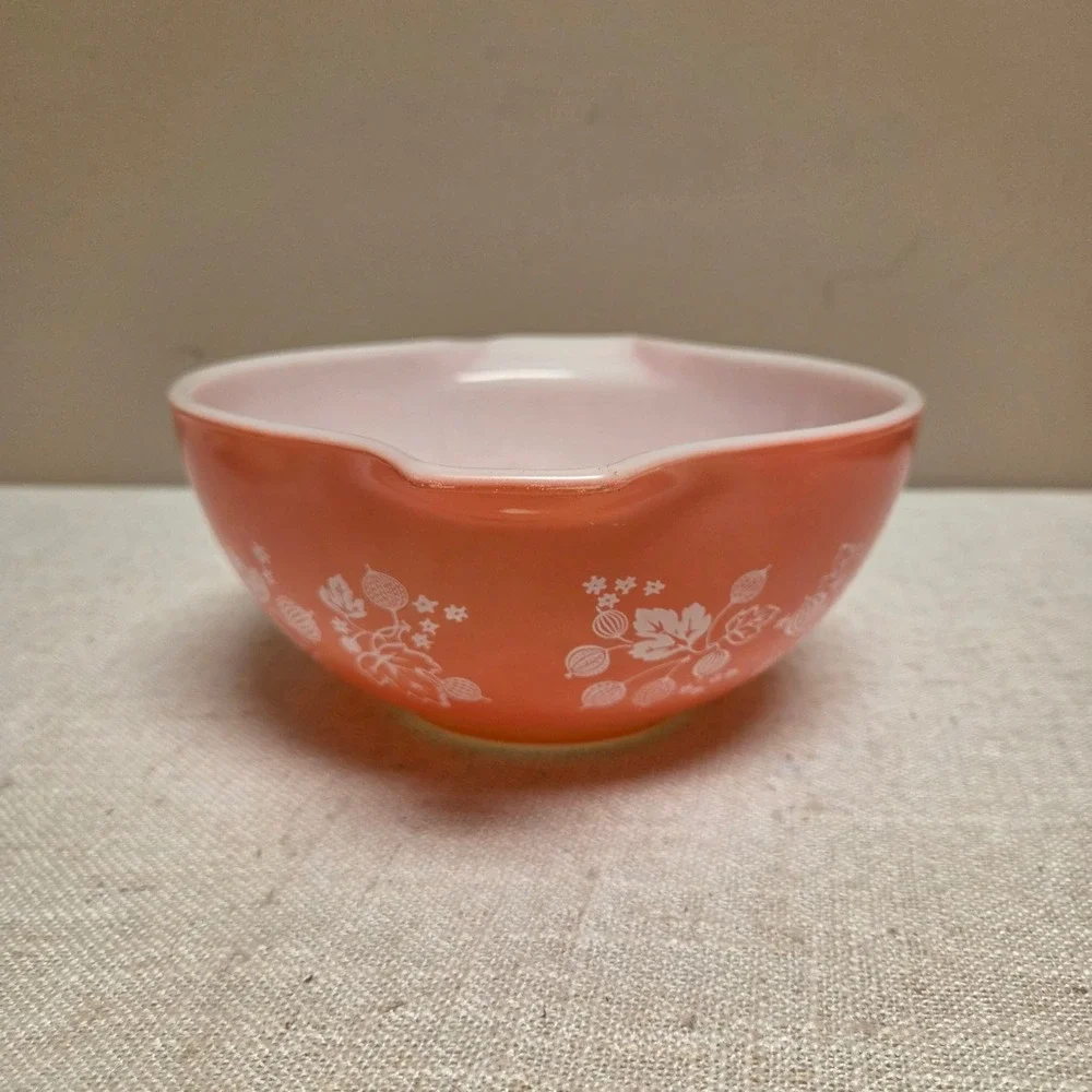 Vintage Pyrex Pink Gooseberry Cinderella Mixing Bowl 442